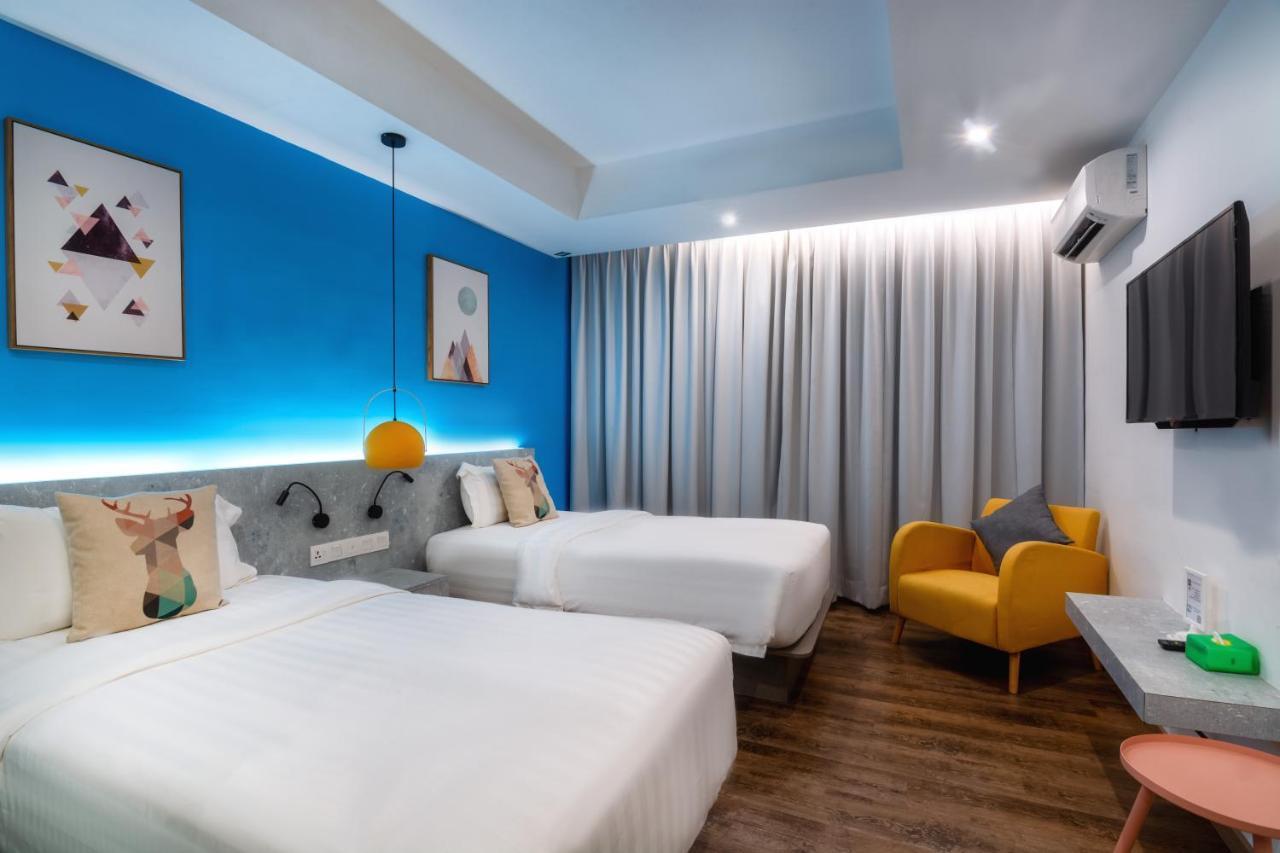 Apple Hotel Times Square George Town Exteriör bild
