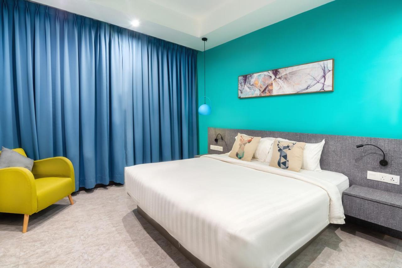 Apple Hotel Times Square George Town Exteriör bild
