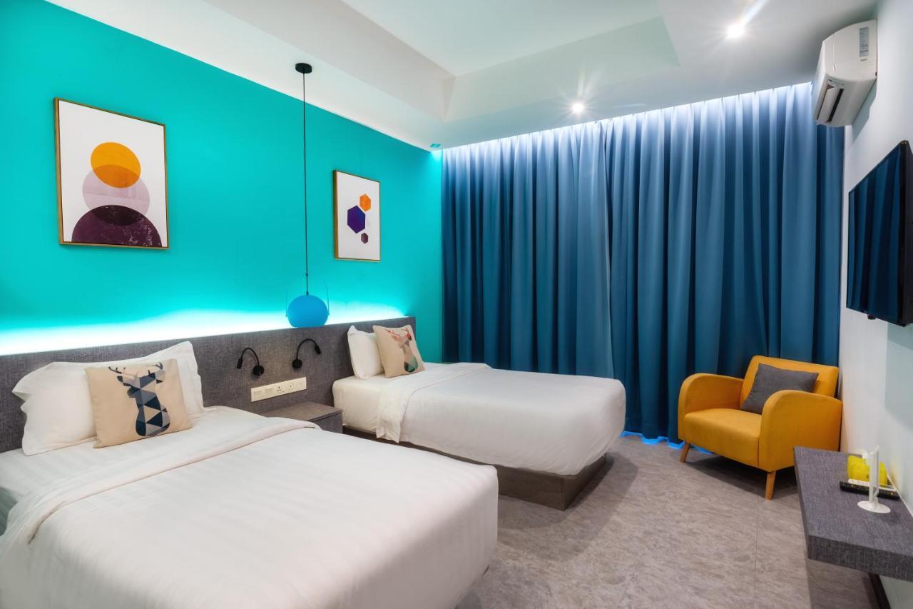 Apple Hotel Times Square George Town Exteriör bild